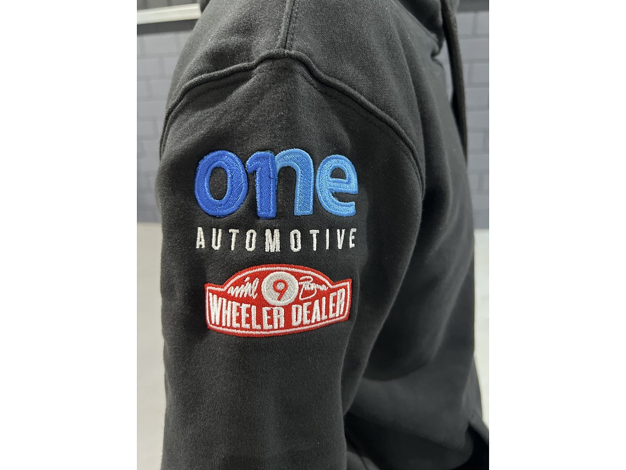 One Automotive Organic Hoodie – Black